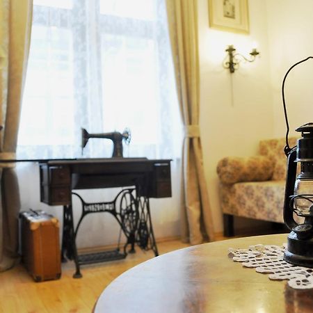 Traditional Slovak Apartment Bratislava Exterior photo