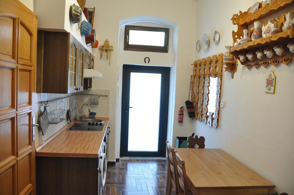 Traditional Slovak Apartment Bratislava Exterior photo